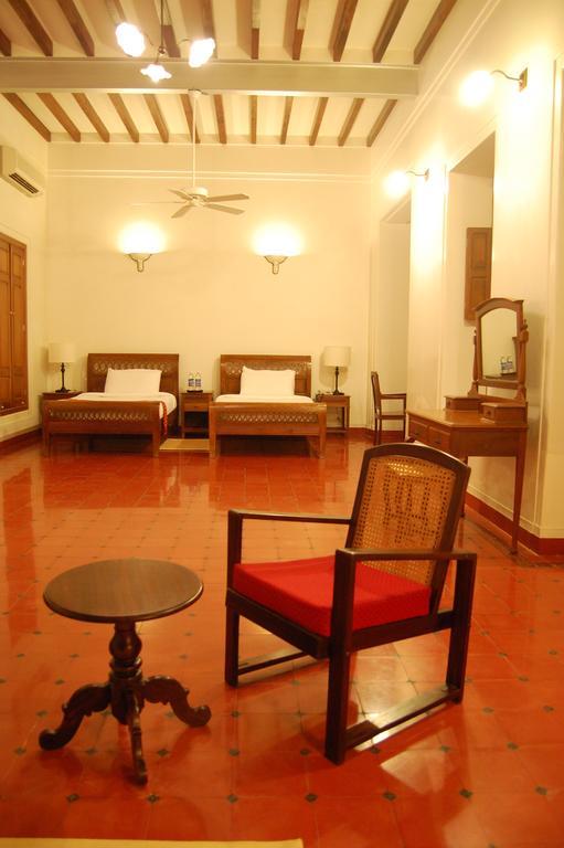 Kānādukāttān Visalam Chettinad Palace - A Cgh Earth Experience חדר תמונה