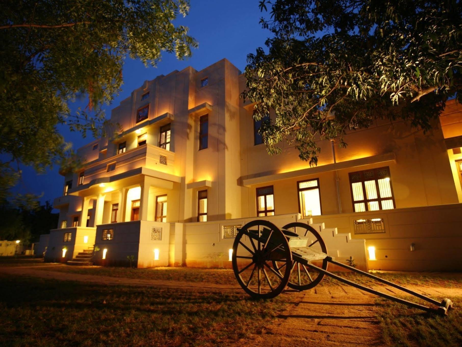 Kānādukāttān Visalam Chettinad Palace - A Cgh Earth Experience מראה חיצוני תמונה