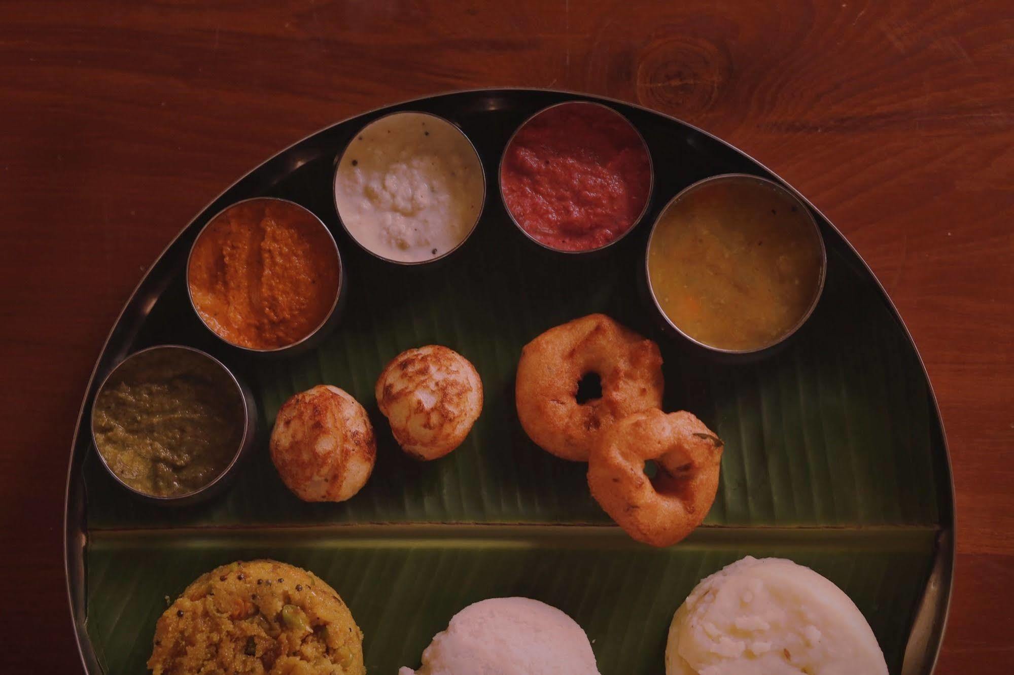 Kānādukāttān Visalam Chettinad Palace - A Cgh Earth Experience מראה חיצוני תמונה