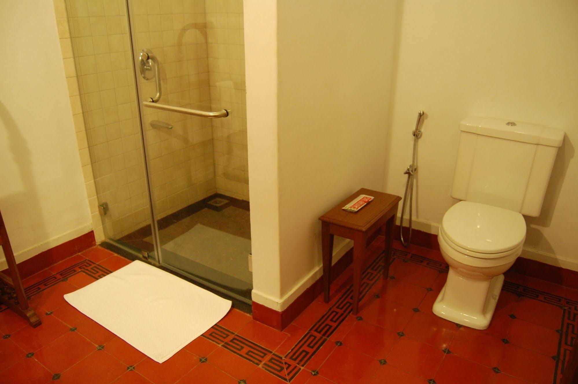 Kānādukāttān Visalam Chettinad Palace - A Cgh Earth Experience מראה חיצוני תמונה